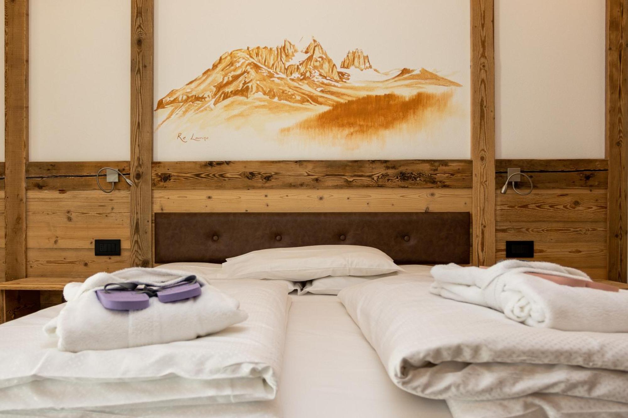 Wellness Hotel Dolomia Soraga Ngoại thất bức ảnh