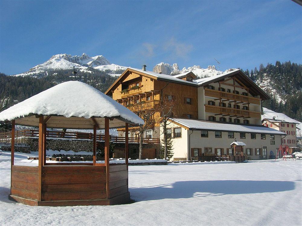 Wellness Hotel Dolomia Soraga Ngoại thất bức ảnh